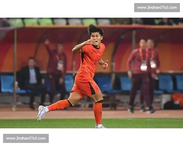 久尔杰维奇双线待命!国足临时主帅 + 国青新帅,北青:足协启动双轨计划 久尔杰维奇双线待命!国足临时主帅 + 国青新帅,北青:足协启动双轨计划