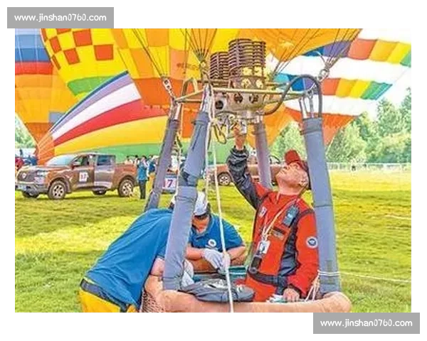 石家庄火力全开!热气球音乐嘉年华燃爆滹沱河畔 石家庄火力全开!热气球音乐嘉年华燃爆滹沱河畔